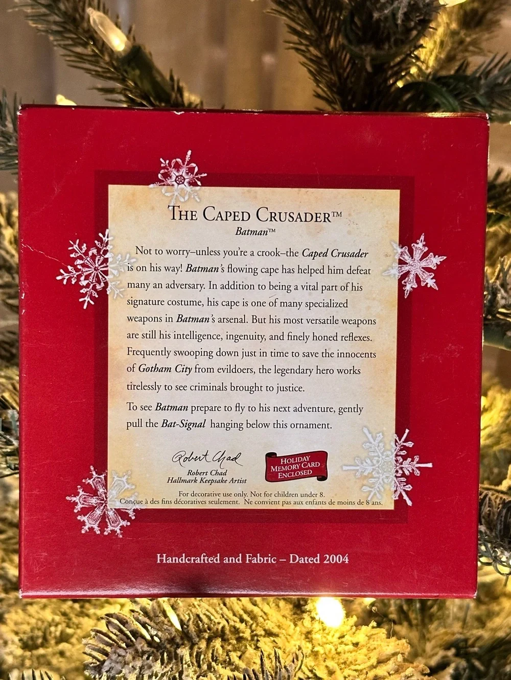 2004 Hallmark Keepsake – The Caped Crusader Batman Ornament